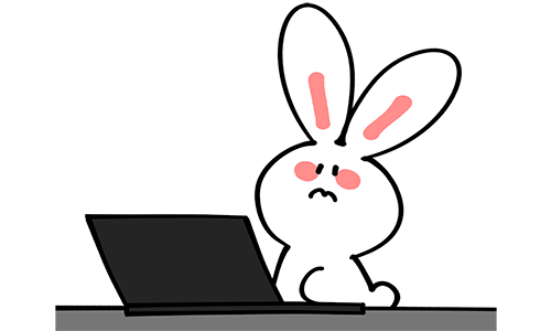 パソコン操作するウサギ